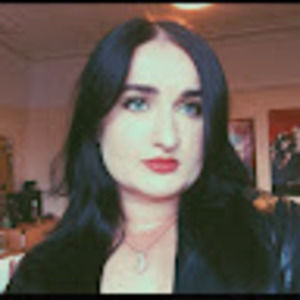 Meet your Posher, Ella